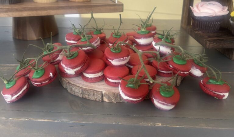Macarons cleverly designed to resemble tomato vines brought a garden-fresh twist to the afternoon’s sweet treats.